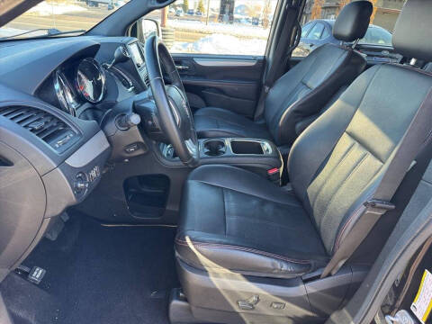 2014 Dodge Grand Caravan R/T