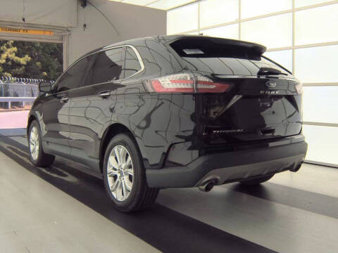 2021 Ford Edge Titanium
