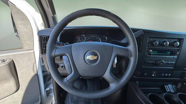 2024 Chevrolet Express 2500