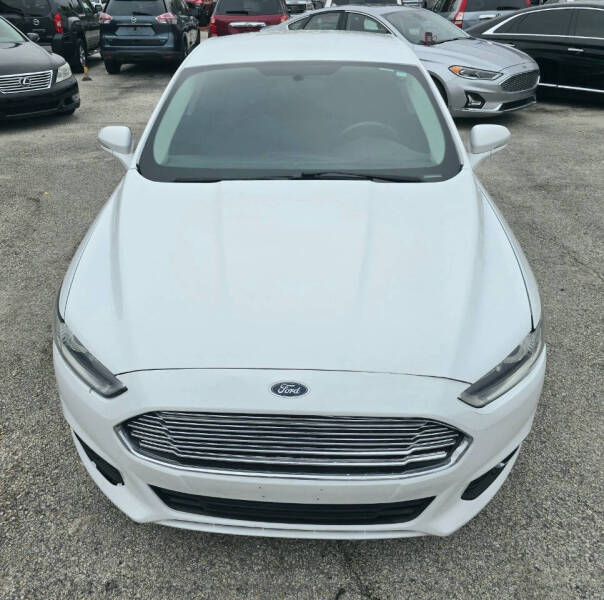 2016 Ford Fusion SE