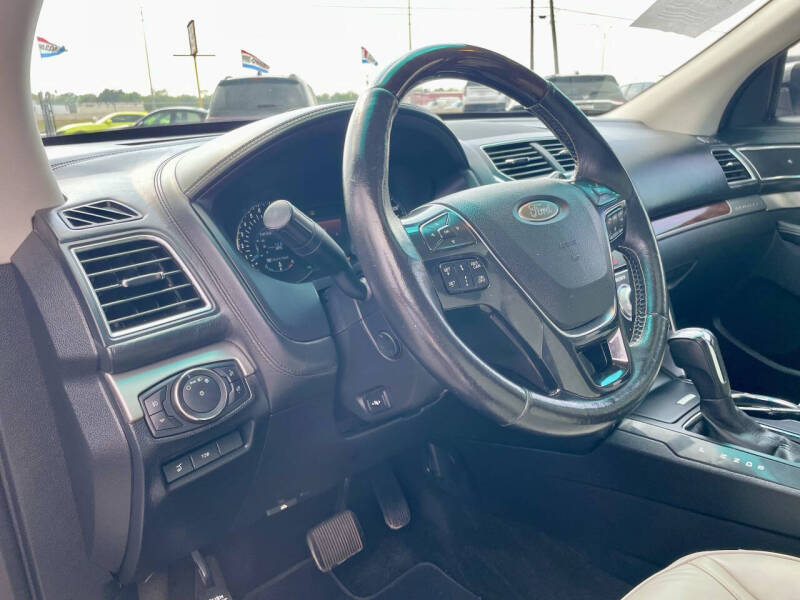 2016 Ford Explorer Platinum