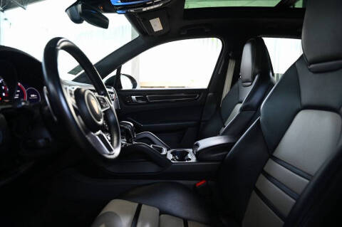 2021 Porsche Cayenne GTS