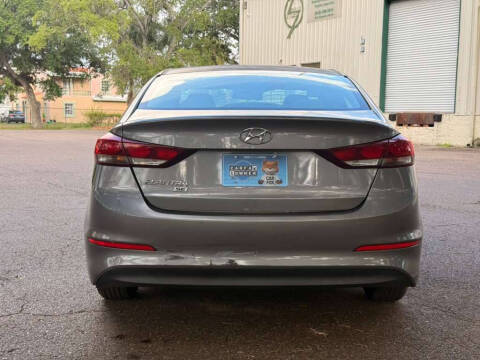 2018 Hyundai Elantra SE
