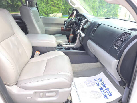 2011 Toyota Sequoia Platinum