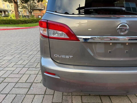 2015 Nissan Quest 3.5 SV