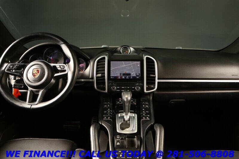 2017 Porsche Cayenne S