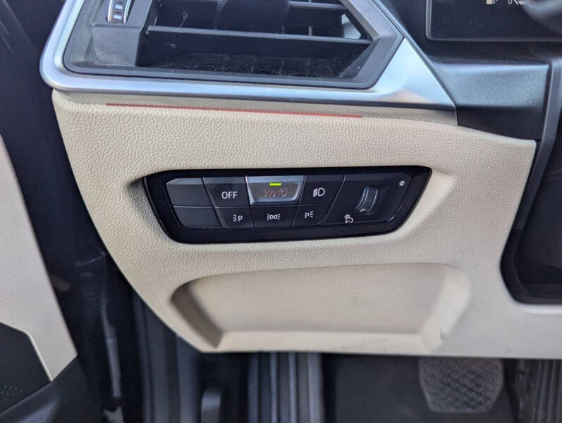 2023 BMW 3 Series 330e