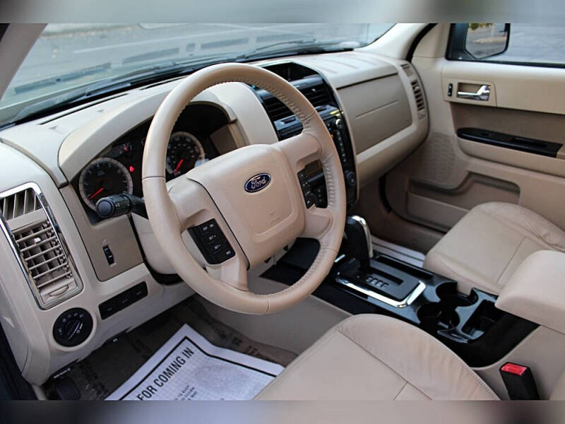 2010 Ford Escape Limited