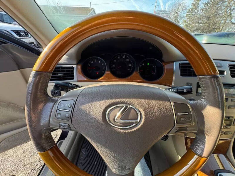 2005 Lexus ES 330