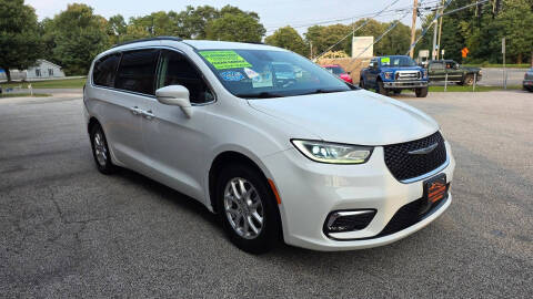 2022 Chrysler Pacifica Touring L