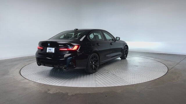 2025 BMW 3 Series 330i xDrive