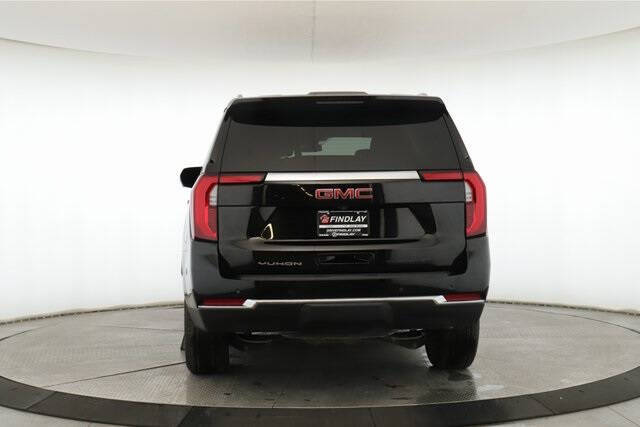 2025 GMC Yukon Elevation