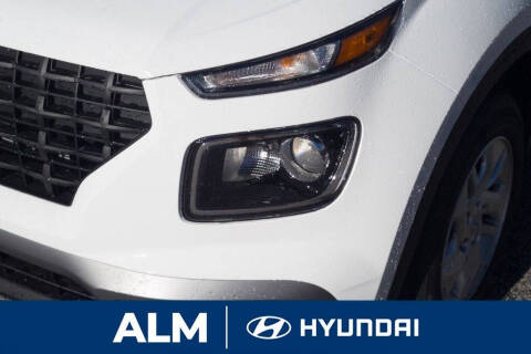 2026 Hyundai Venue SE