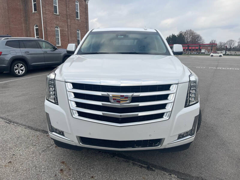 Used 2016 Cadillac Escalade ESV Luxury with VIN 1GYS4HKJXGR474037 for sale in Etna, OH