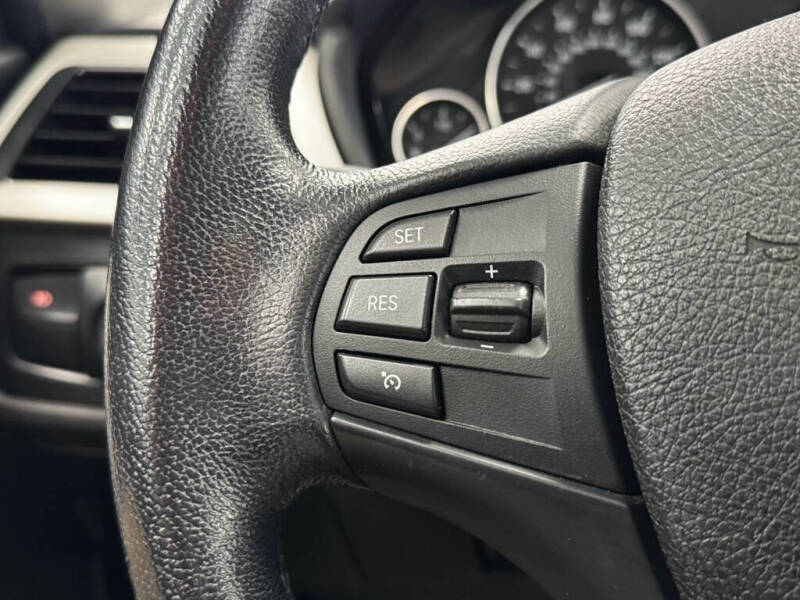 2015 BMW 3 Series 320i xDrive