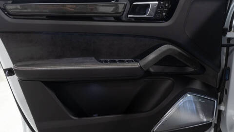 2023 Porsche Cayenne Turbo GT