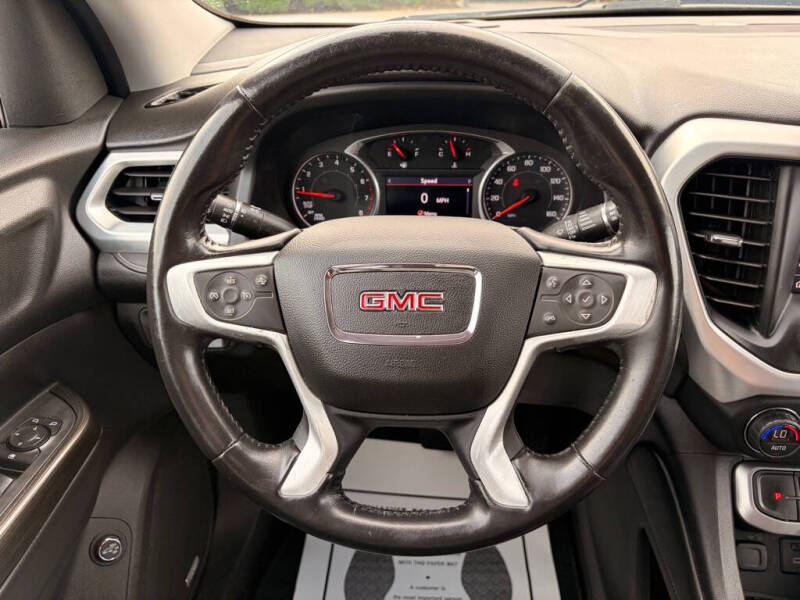 2021 GMC Acadia SLT