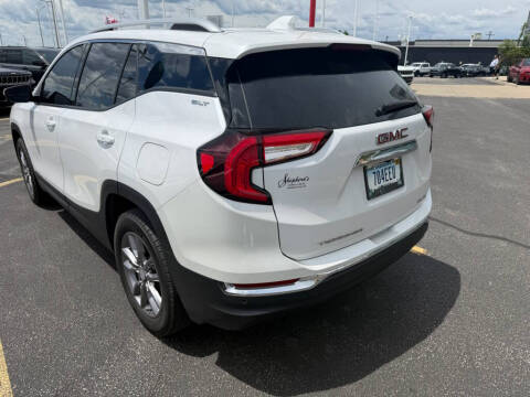 2024 GMC Terrain SLT