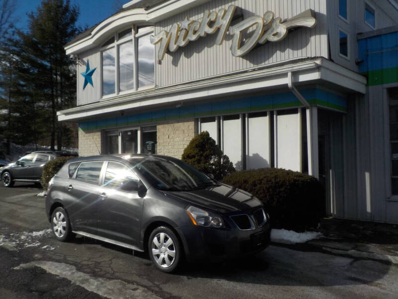 2009 Pontiac Vibe Base's photo