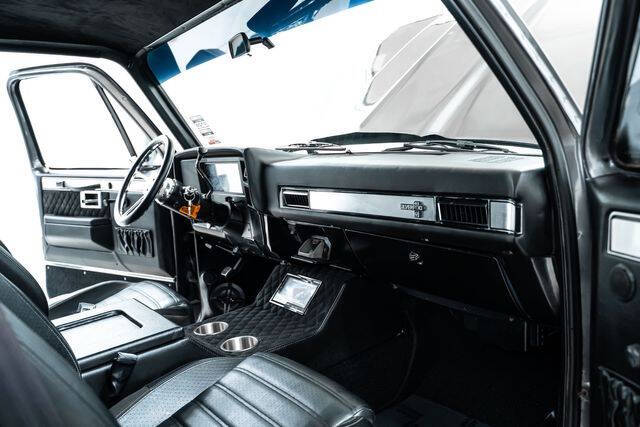 1987 Chevrolet R/V 10 Series