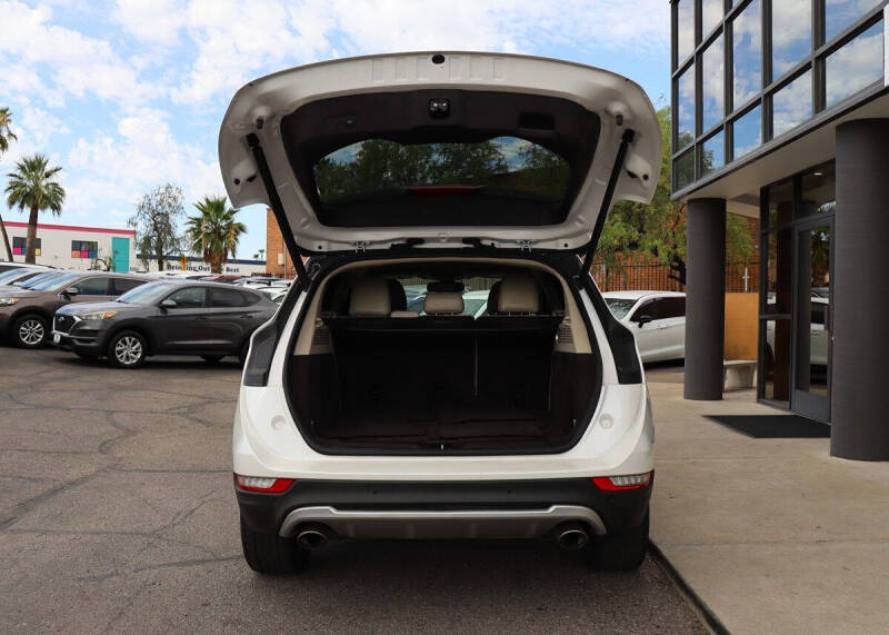 2019 Lincoln MKC Select