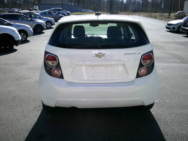 2016 Chevrolet Sonic LT Auto