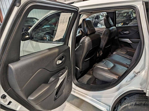 2017 Jeep Cherokee Overland