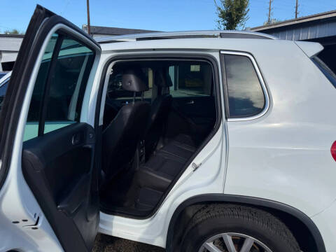 2017 Volkswagen Tiguan 2.0T Wolfsburg Edition