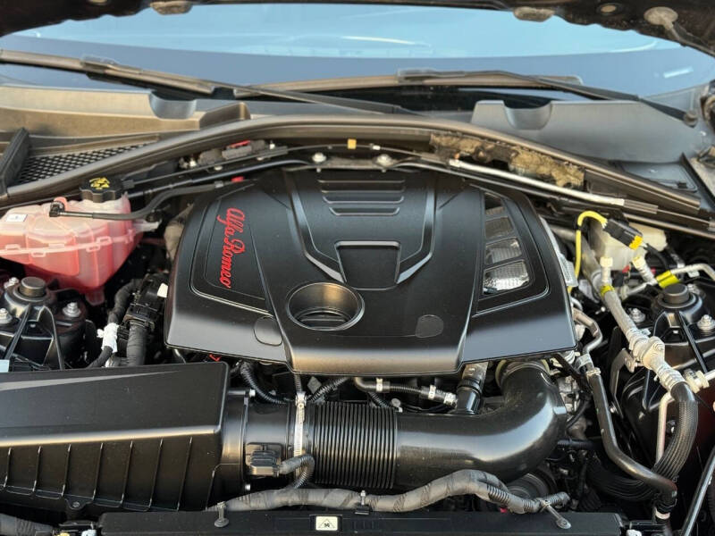 2023 Alfa Romeo Giulia Veloce