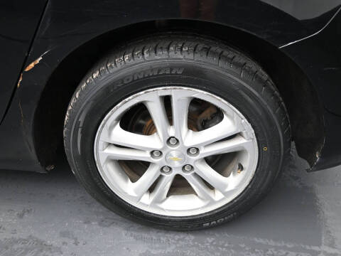 2017 Chevrolet Cruze LT Auto