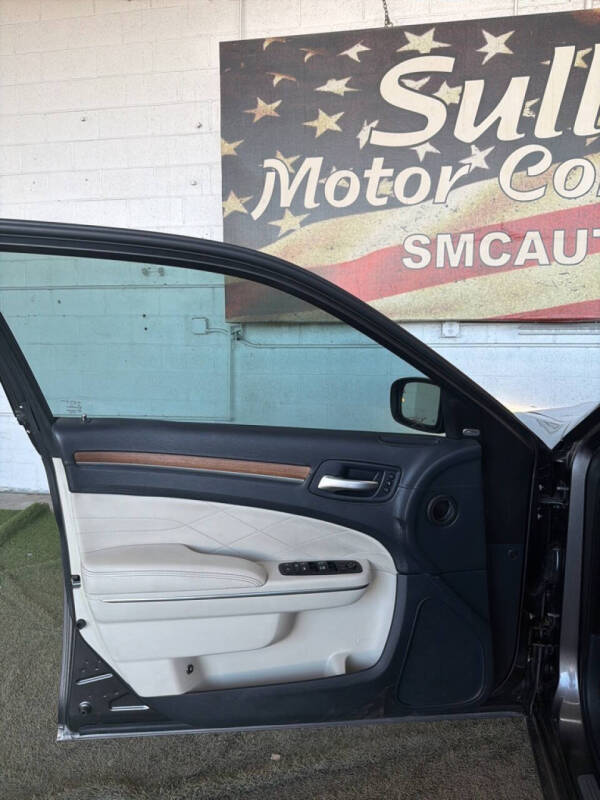 2015 Chrysler 300 C Platinum