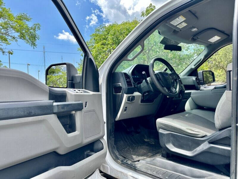 2016 Ford F-150  - $15,995