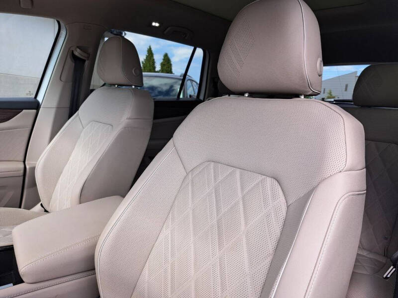 2026 Volkswagen Atlas SEL Premium R-Line 4Motion