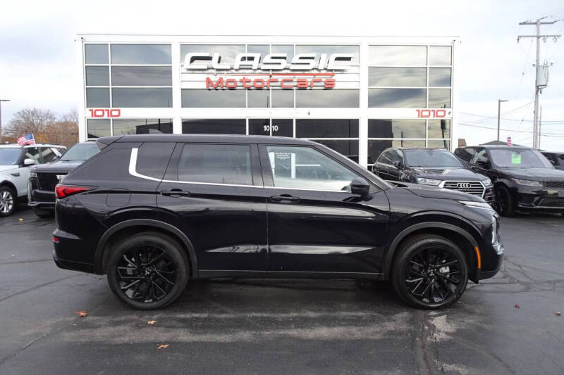 2023 Mitsubishi Outlander SE Special Edition