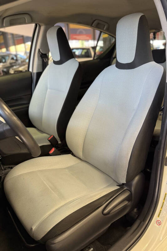 2015 Toyota Prius c Four