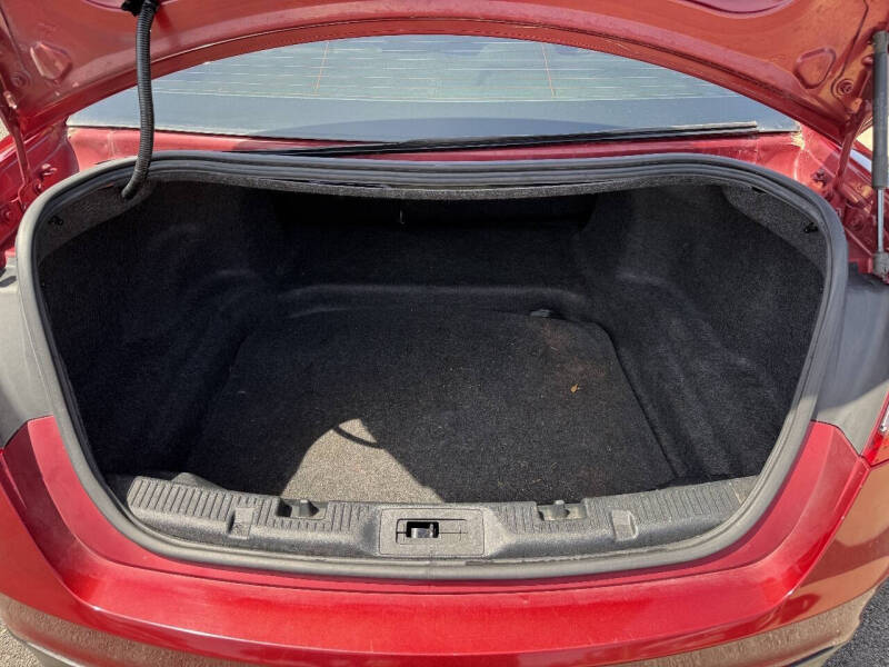 2017 Ford Taurus SEL