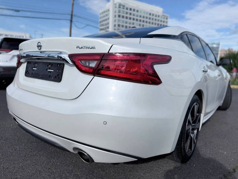 2017 Nissan Maxima Platinum