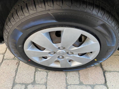 2009 Hyundai Accent GS