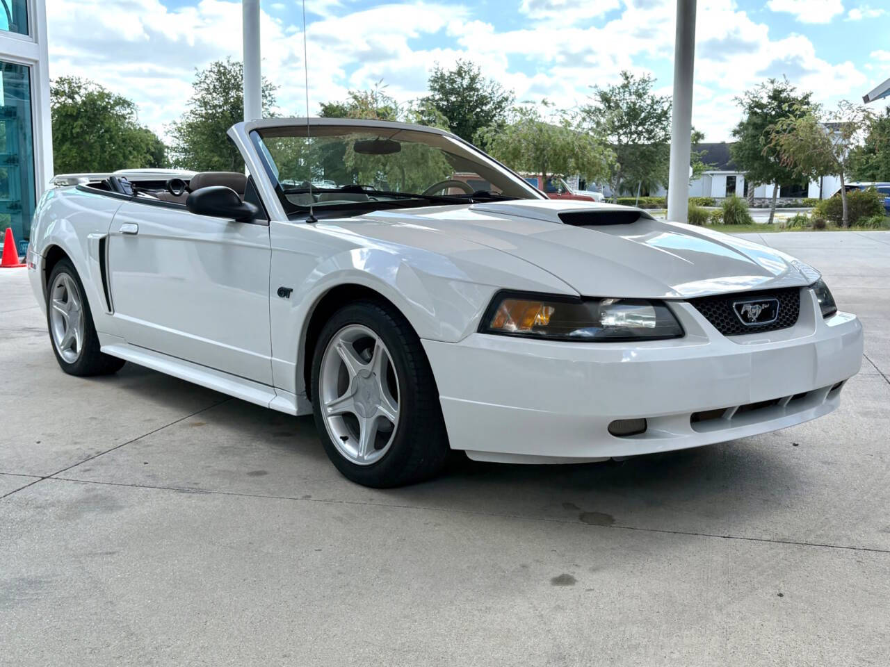 2001 Ford Mustang 4