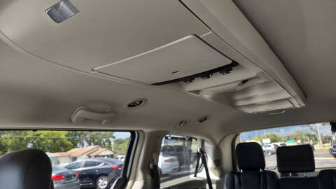 2015 Chrysler Town and Country Touring