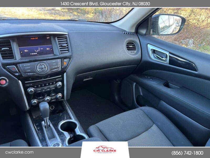 2017 Nissan Pathfinder