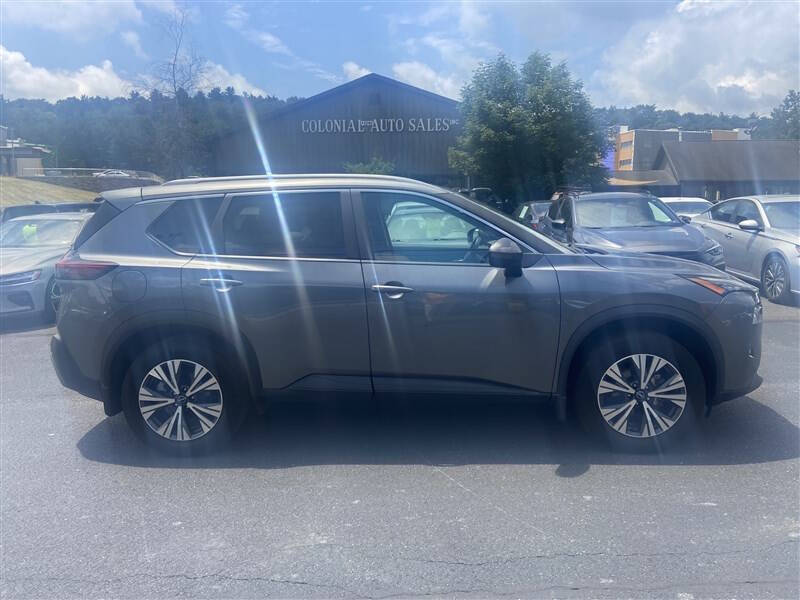 2022 Nissan Rogue SV