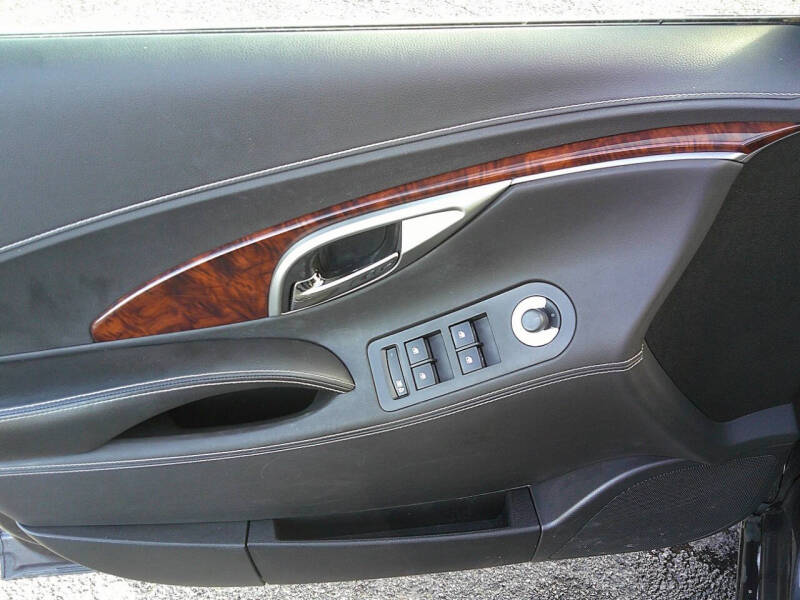 2012 Buick LaCrosse Premium 1