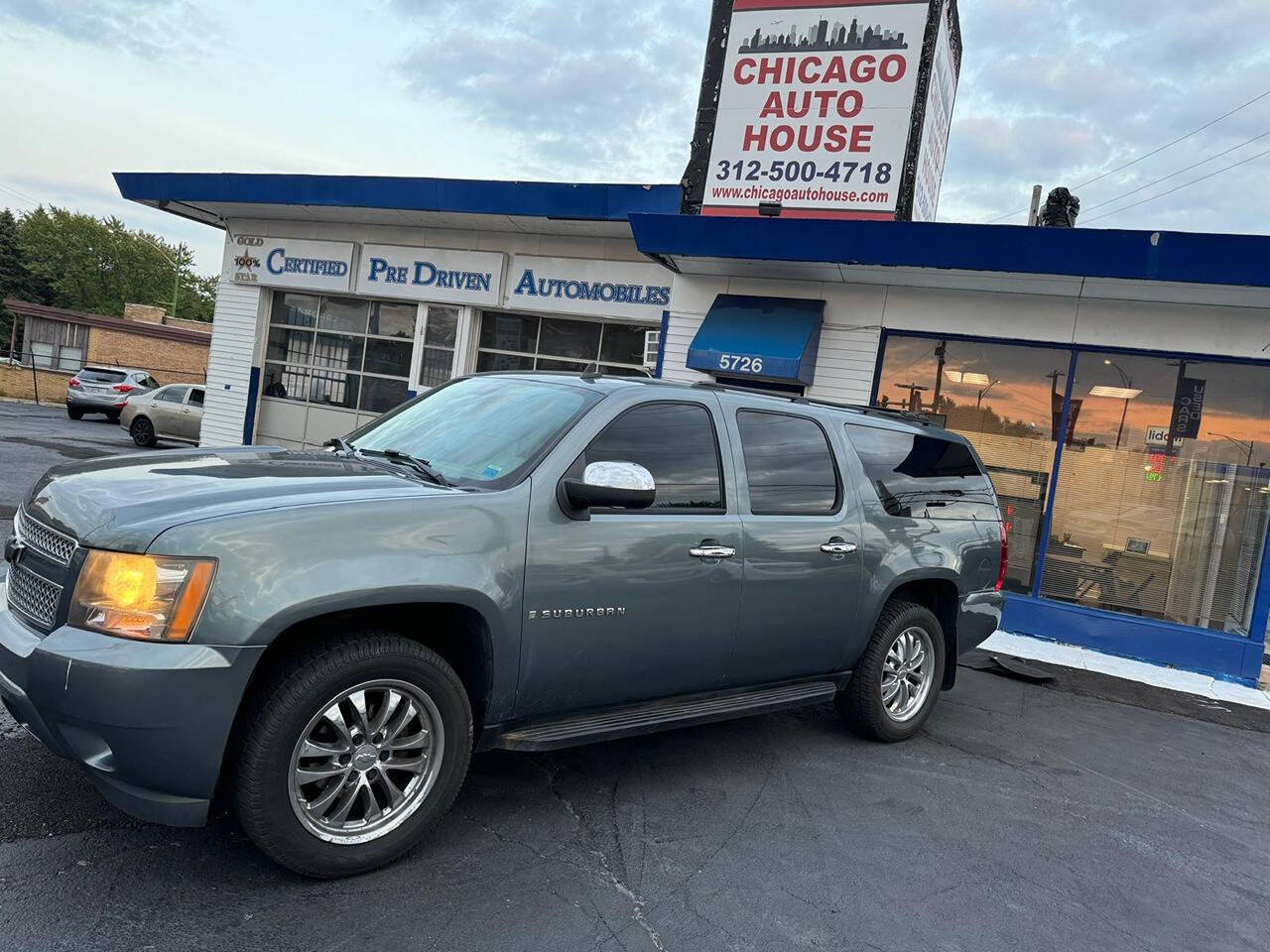 2008 Chevrolet Suburban for sale at Chicago Auto House in Chicago, IL