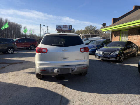 2011 Chevrolet Traverse LT