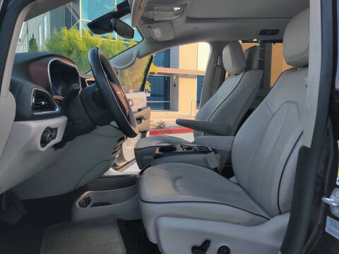 2017 Chrysler Pacifica Limited