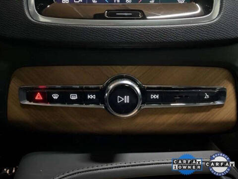 2025 Volvo XC90 B6 Plus Bright Theme 7P