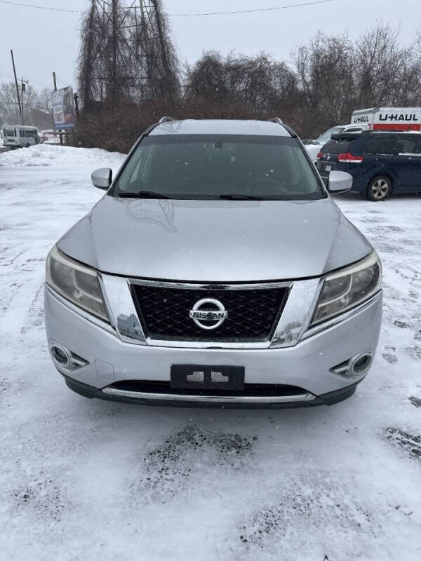 2016 Nissan Pathfinder SV
