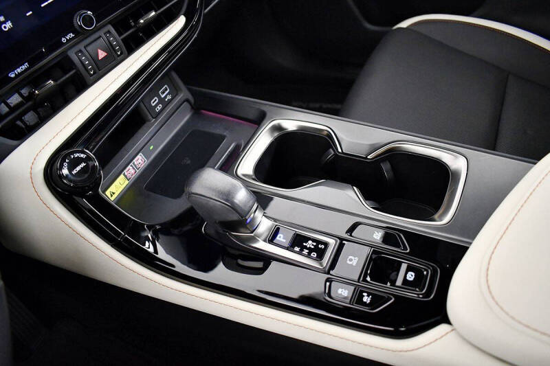 2022 Lexus NX 350h Premium