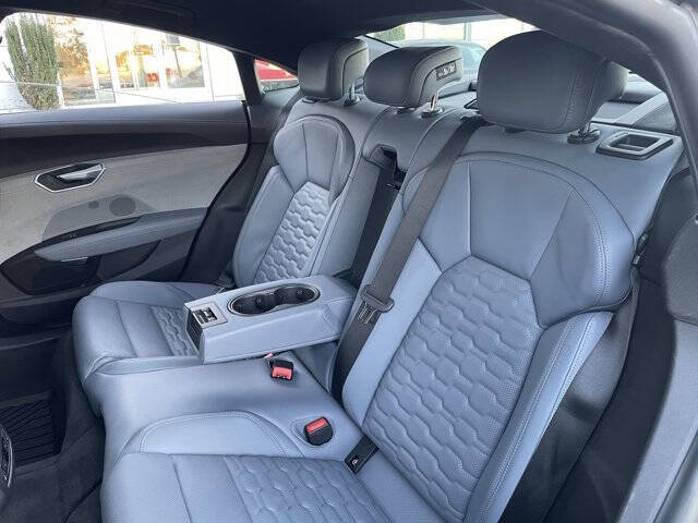 2023 Audi RS e-tron GT quattro